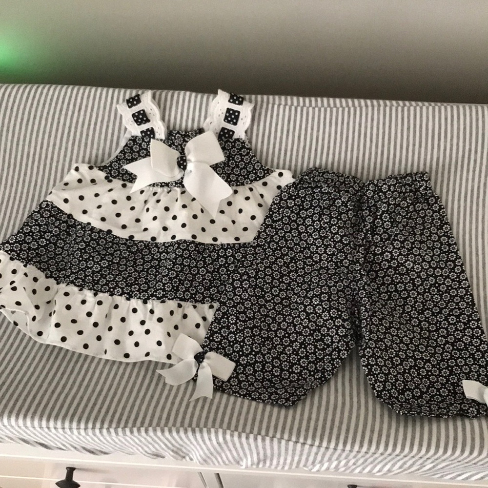 Cute Black and White outfit